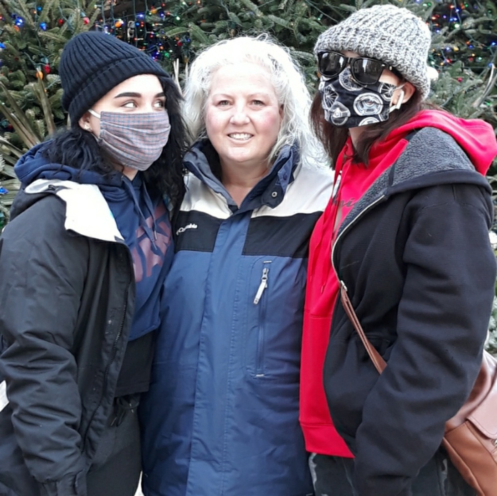 Meet your Posher, Angela